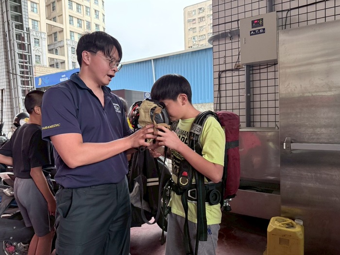 氧氣瓶試背(另開新視窗/jpeg檔)圖片