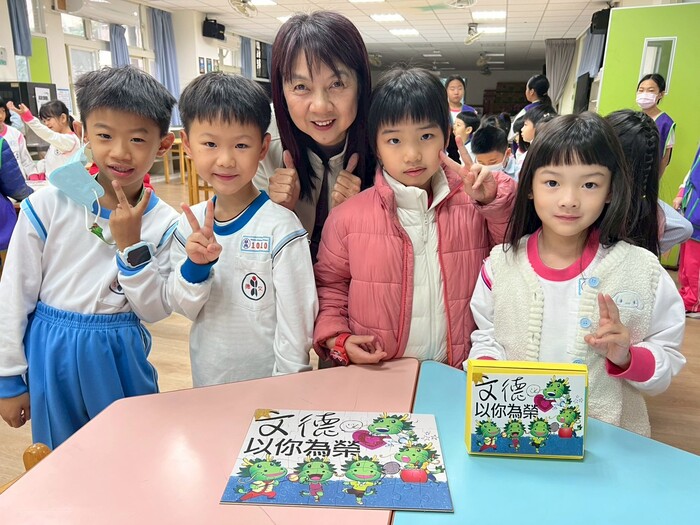 拼圖比賽活動花絮(另開新視窗/jpg檔)圖片