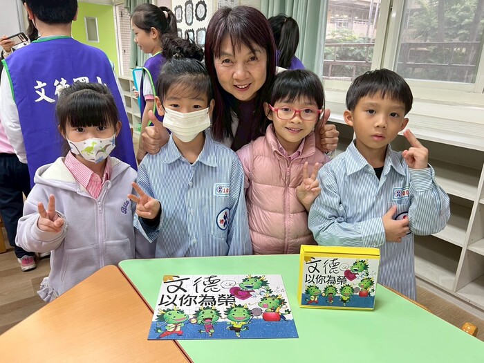 拼圖比賽活動花絮(另開新視窗/jpg檔)圖片