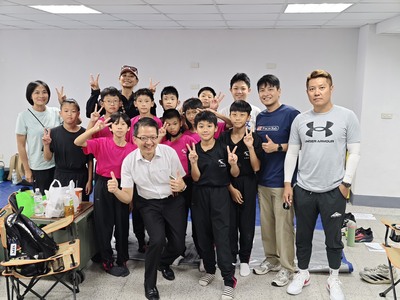 感謝校長到場加油打氣