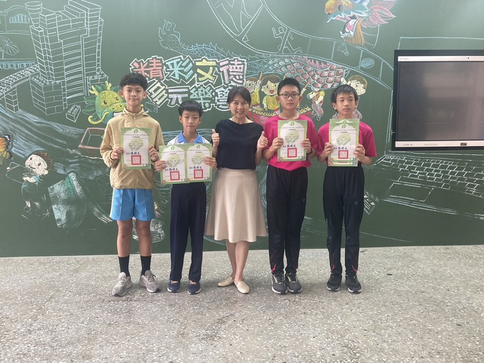 4x100公尺接力第六名(另開新視窗/jpg檔)